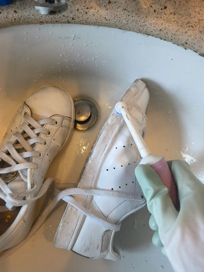 慧”！感觉离谱却解决不少生活痛点凯发首页登录看了年轻人的“生活智(图3)